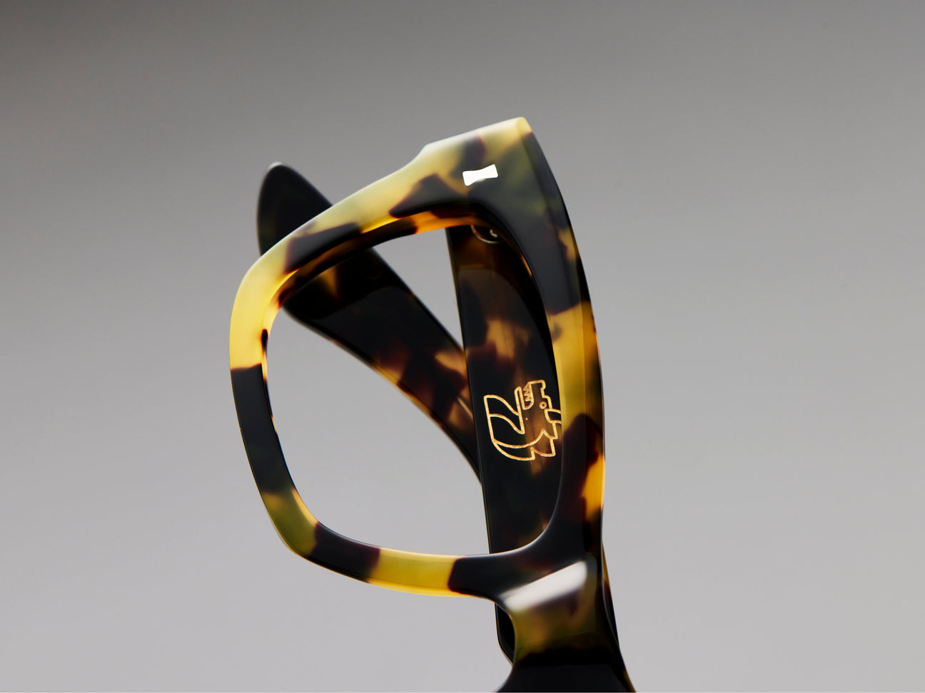 Bespoke Spectacles & Sunglasses | Custom Glasses Frames | Cubitts