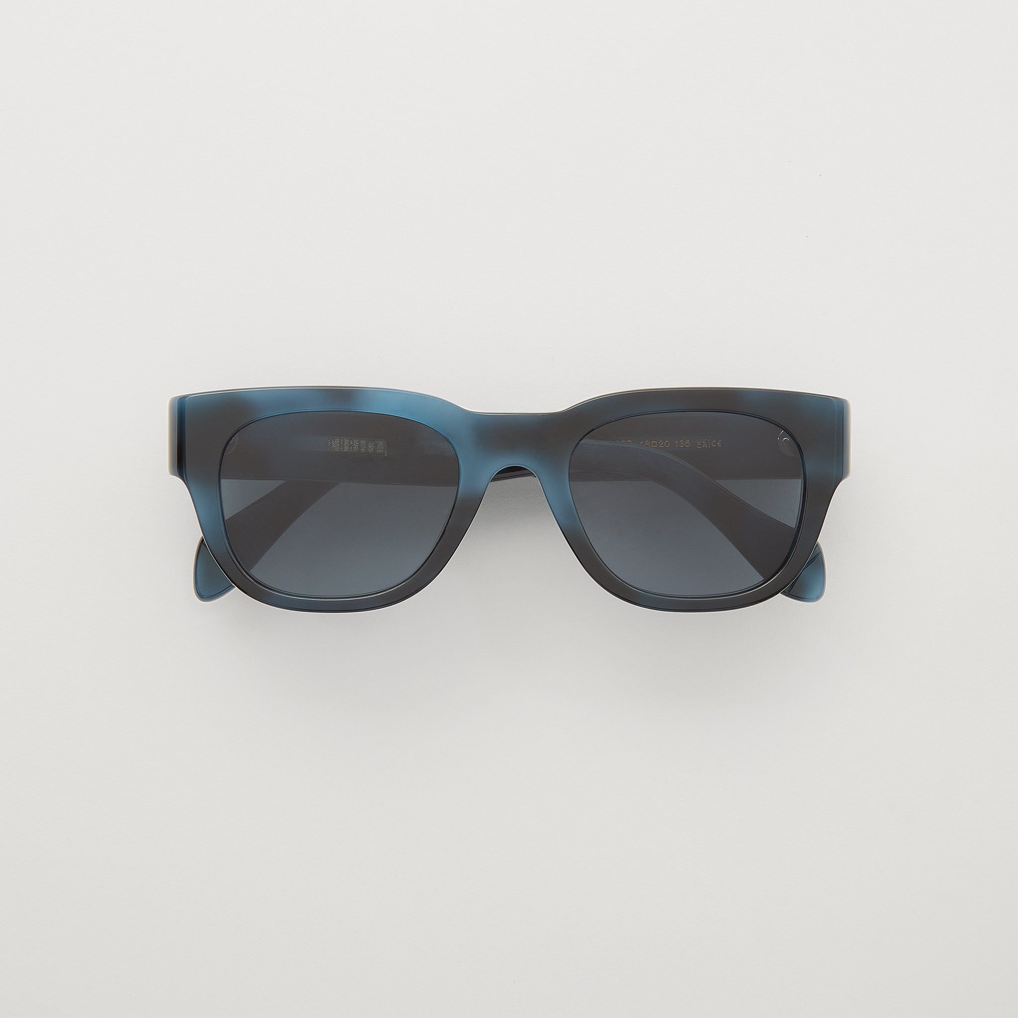 Kember: Square sunglasses with bent lugs | Cubitts