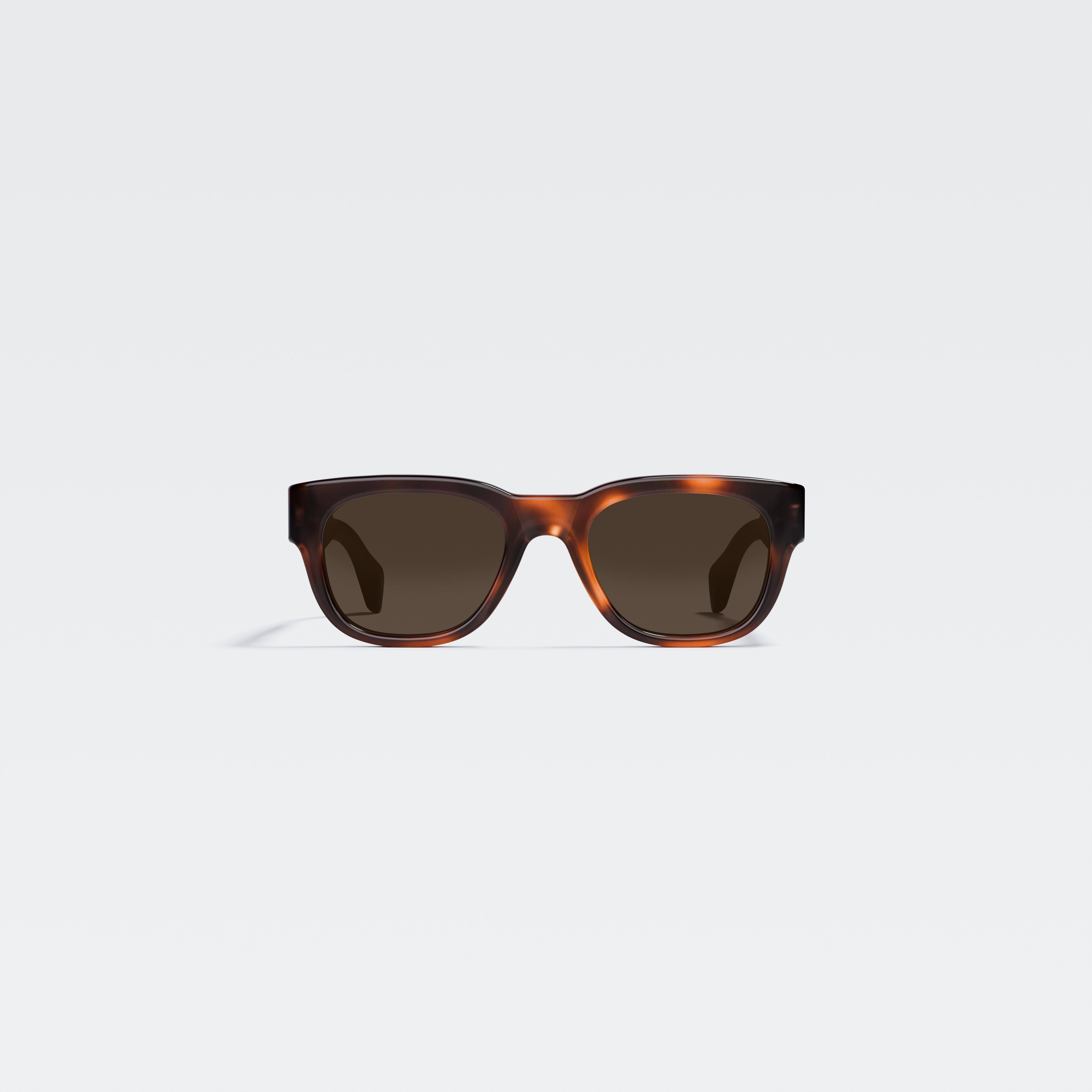Kember: Square sunglasses with bent lugs | Cubitts